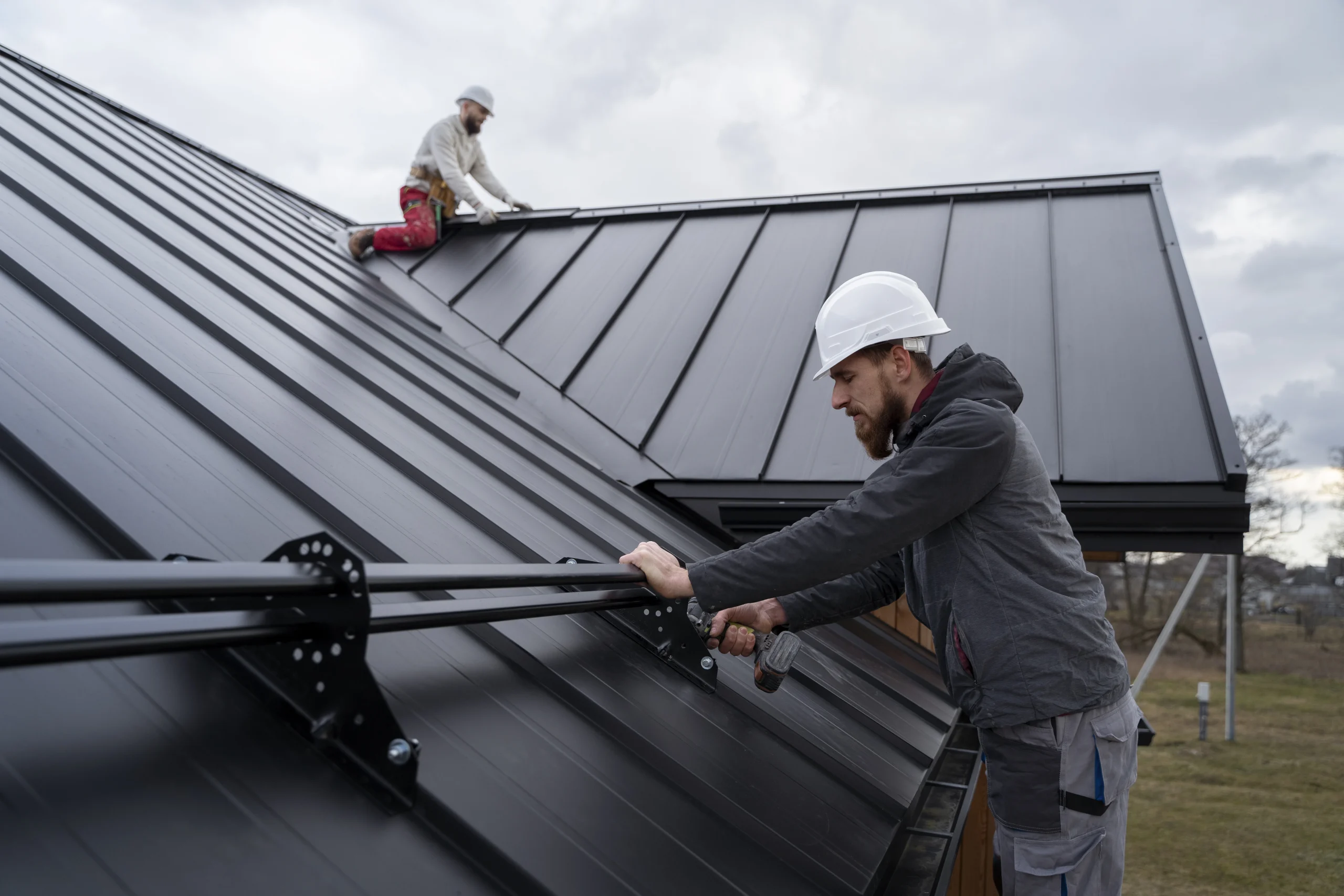 What Signs Indicate You Need Roofing Contractors Melbourne for a Safer Roof?