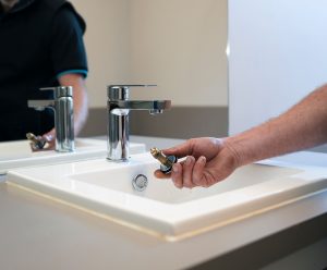emergency plumbing services Cranbourne